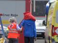 Los inmigrantes que llegaron a Canarias en cayucos están siendo trasladados a los centros de acogida de Almería