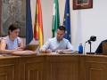 Los concejales del PP Susana Valenzuela y el portavoz, Alejandro Aguilar