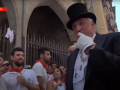 Insultan, abuchean y pitan al alcalde de Bildu en Pamplona tras la procesión de San Fermín