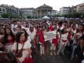 Una multitudinaria concentración, convocada por el movimiento feminista