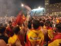 Celebración de la victoria española en plaza Cataluña, en Barcelona