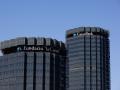 Fachada de la sede de CaixaBank en Barcelona