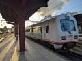 Un tren apeado en la estación de La Coruña