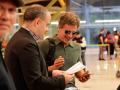 El actor, Rodolfo Sancho, en el aeropuerto