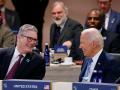 El primer ministro de R.U, Keir Starmer, junto al presidente de EE.UU., Joe Biden, en un encuentro de la OTAN el 10 de julio