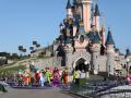 Uno de los espectáculos que ofrece Disneyland París