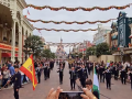 Las banderas española y andaluza abrieron el desfile de los músicos malagueños