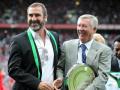 Éric Cantona criticó duramente al Manchester United por cesar a Sir Alex Ferguson como embajador global del club