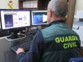 Un agente de la Guardia Civil