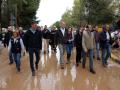 Los Reyes con los presidentes del Gobierno y de la Generalitat Valenciana, a su llegada a Paiporta