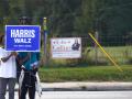 Gente apoyando a Kamala Harris en Atlanta, Georgia