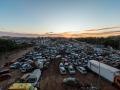 El solar inundado de Alfafar lleno de coches