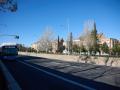 Un autobús en la A-5 a la altura de la Avenida de los Poblados