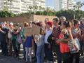 Los vecinos de las inmediaciones del parque se han concentrado en diferentes ocasiones para protestar por el cierre parcial del recinto