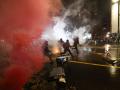 Enfrentamiento entre policías y manifestantes en Tiflis, Georgia