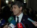 El delegado del Gobierno en Andalucía, Pedro Fernández, en declaraciones a los medios