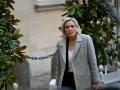 Le Pen llegando a Matignon para su reunión con Bayrou