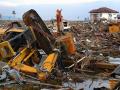 Banda Aceh (Indonesia), 10/01/2005.- (FILE) - The wreckage of an excavator amid debris in Banda Aceh, Indonesia, 10 January 2005 (reissued 23 December 2024). December 2024 marks the 20th anniversary of the 2004 Indian Ocean tsunami, or Boxing Day tsunami, which occurred on 26 December 2004, triggered by a magnitude 9.2 earthquake in the Indian Ocean off the west coast of northern Sumatra, Indonesia. The tsunami, one of the deadliest natural disasters in recent history, devastated areas along the coastal regions of the Indian Ocean claiming more than 220,000 lives, displacing more than half a million survivors, and leaving hundreds of thousands without a livelihood. (Terremoto/sismo) EFE/EPA/AHMAD YUSNI ATTENTION: For the full FOCUS ESSAY text please go to: https://epaimages.com/misc.pp?code=section-focus *** Local Caption *** 00343974