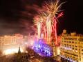 Campanadas de Nochevieja en la plaza del Ayuntamiento de Valencia, en 2023