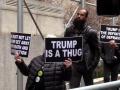 Manifestantes contra Trump frente a la Corte de Nueva York