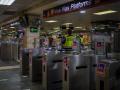 Guardias de seguridad del metro de Barcelona, en la estación de Plaza Cataluña