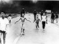 La autoría de la icónica fotografía de "la niña del napalm" ha sido puesta en entredicho