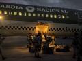 Agentes de la Guardia de México llegan en avión a Sonora, en la frontera con Estados Unidos