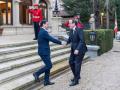 El lendakari, Imanol Pradales, recibe al presidente del Parlamento de Cataluña, Josep Rull