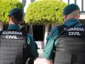 Una pareja de la Guardia Civil