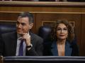 El presidente del Gobierno, Pedro Sánchez y la vicepresidenta primera y ministra de Hacienda, María Jesús Montero