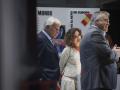 El expresidente del Gobierno Felipe González y la ministra de Hacienda, María Jesús Montero, juntos en un acto (archivo)