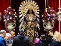 Miles de fieles acuden al tradicional besapié del Cristo de Medinaceli en Madrid, en directo