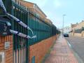 Piso tutelado de menores precintado por la Policía en Badajoz
