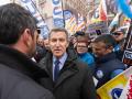 Alberto Núñez Feijóo con los representantes de sindicatos y asociaciones de policías y guardias civiles