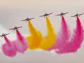 Exhibición de la Patrulla Águila del Ejercito del Aire y del Espacio en la Academia General del Aire durante la presentación - EFE