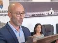 Detenido el alcalde de Zahara de los Atunes por intentar impedir la instalación de una plaza de toros