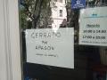Un establecimiento de Valladolid cerrado, este lunes, por el apagón