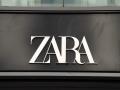 Cartel de una tienda Zara, en el centro de Barcelona, a 26 de septiembre de 2024, en Barcelona, Catalunya (España).

David Zorrakino / Europa Press
26 SEPTIEMBRE 2024;MODA;ESCAPARATE;TIENDA;FACHADA;
26/9/2024