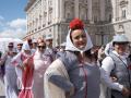 Ambiente festivo en las calles de Madrid por San Isidro