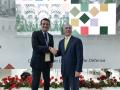 El alcalde de Córdoba, José María Bellido, y el presidente del grupo Oesía, Luis Furnells, en Feindef