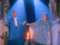 Freddie Mercury y Montserrat Caballé interpretando 'Barcelona'