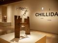 Vistas de las salas de exposición temporal Chillida. Mística y materia en el Museo Nacional de Escultura.