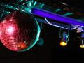 Imagen de la bola de de una discoteca