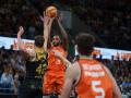 Valencia Basket accede a su tercera final liguera tras remontar con autoridad en Tenerife y sellar el 3-0