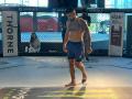 El hispano-georgiano Ilia Topuria participa de un entrenamiento este viernes