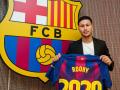Roony Bardghji posa como nuevo fichaje del Barcelona