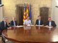 Imagen de la firma del convenio entre À Punt y la Generalitat Valenciana