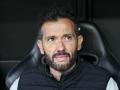 Imagen de Carlos Corberán en el banquillo de Mestalla.