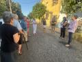 Representantes de Vox Córdoba con vecinos de El Brillante