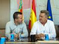Imagen de la reunión de Mompó con el consejero de infraestructuras